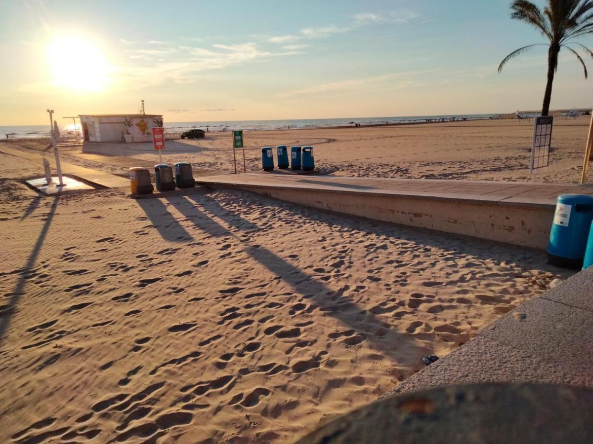 Playa De Gandia, Gandia Beach Exterior photo